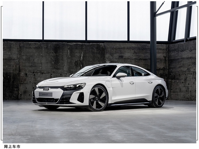 奥迪e-tron gt新版本曝光!悬浮车顶,外观近似taycan旅行版