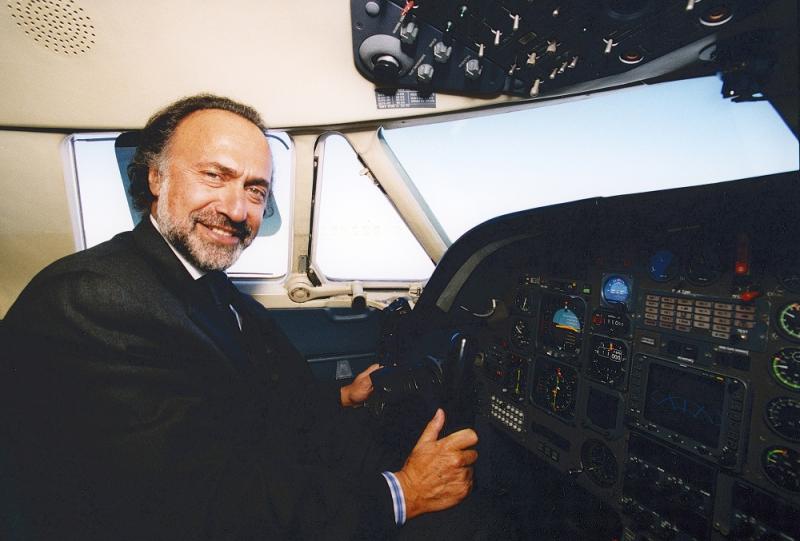 法国亿万富翁奥利维耶·达索在直升机坠毁事件中离世