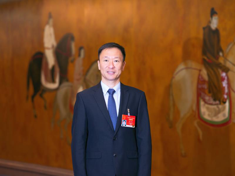 两会专访丨全国人大代表广东肇庆移动刘广河加快社会治理和网络秩序