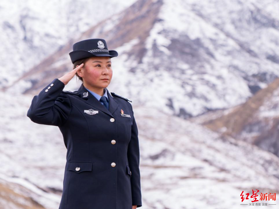 二级英模80后警花巴德志马成为四川甘孜警队第一人