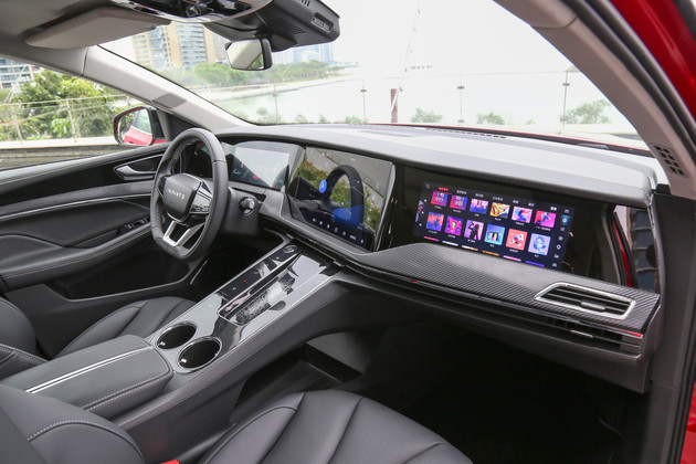 天际me7全国多城车主交付 主打智能电动suv市场