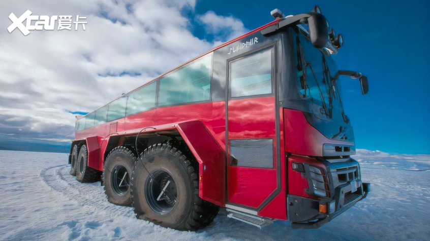 冰岛极地观光巴士 沃尔沃8x8巨轮猛兽-新浪汽车
