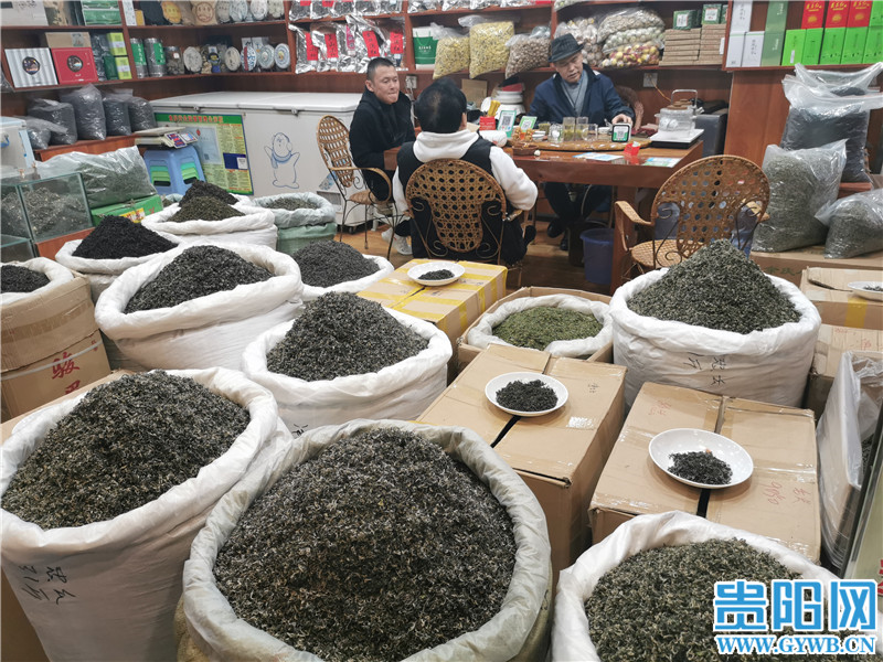贵州春茶上市啦记者走访贵阳最大茶叶销售市场