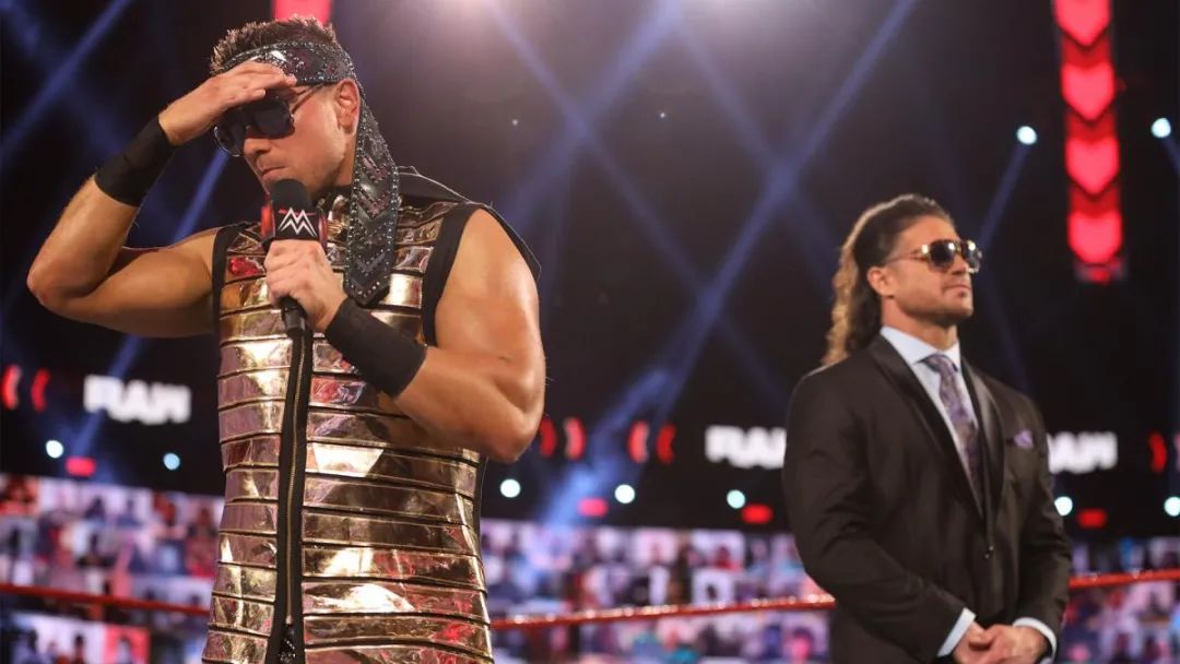 还丢掉了来之不易的冠军头衔也没能绕开欠全能王的wwe冠军赛米兹(the