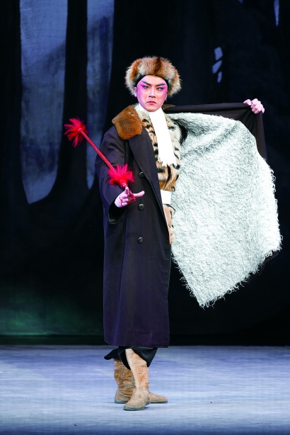 蓝天饰演杨子荣