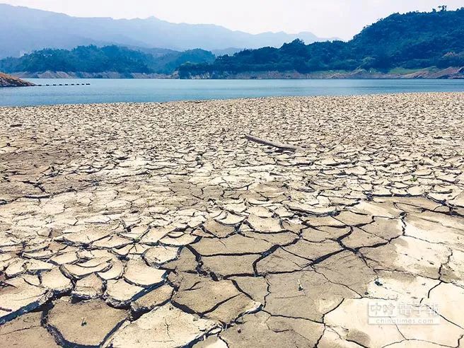 图为今年曾文水库缺水情况.图源:台媒