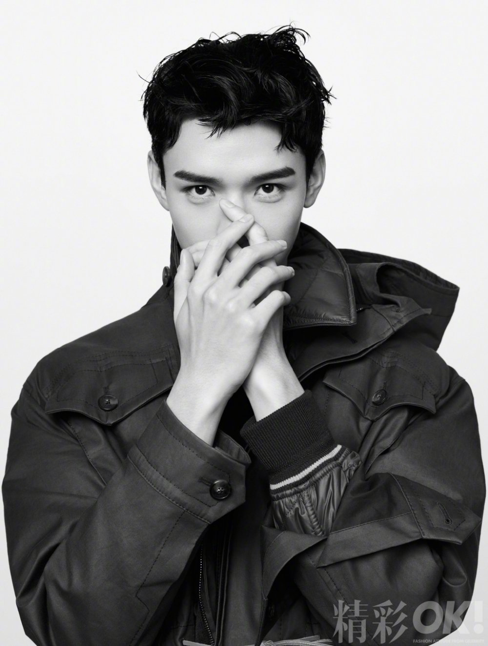 上游时尚双面魅力来袭龚俊演绎ok精彩新期封面大片