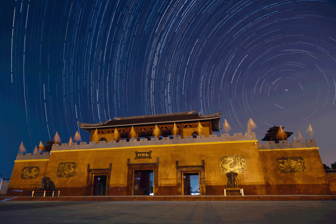 卜少清、萍子、宁川河  摄