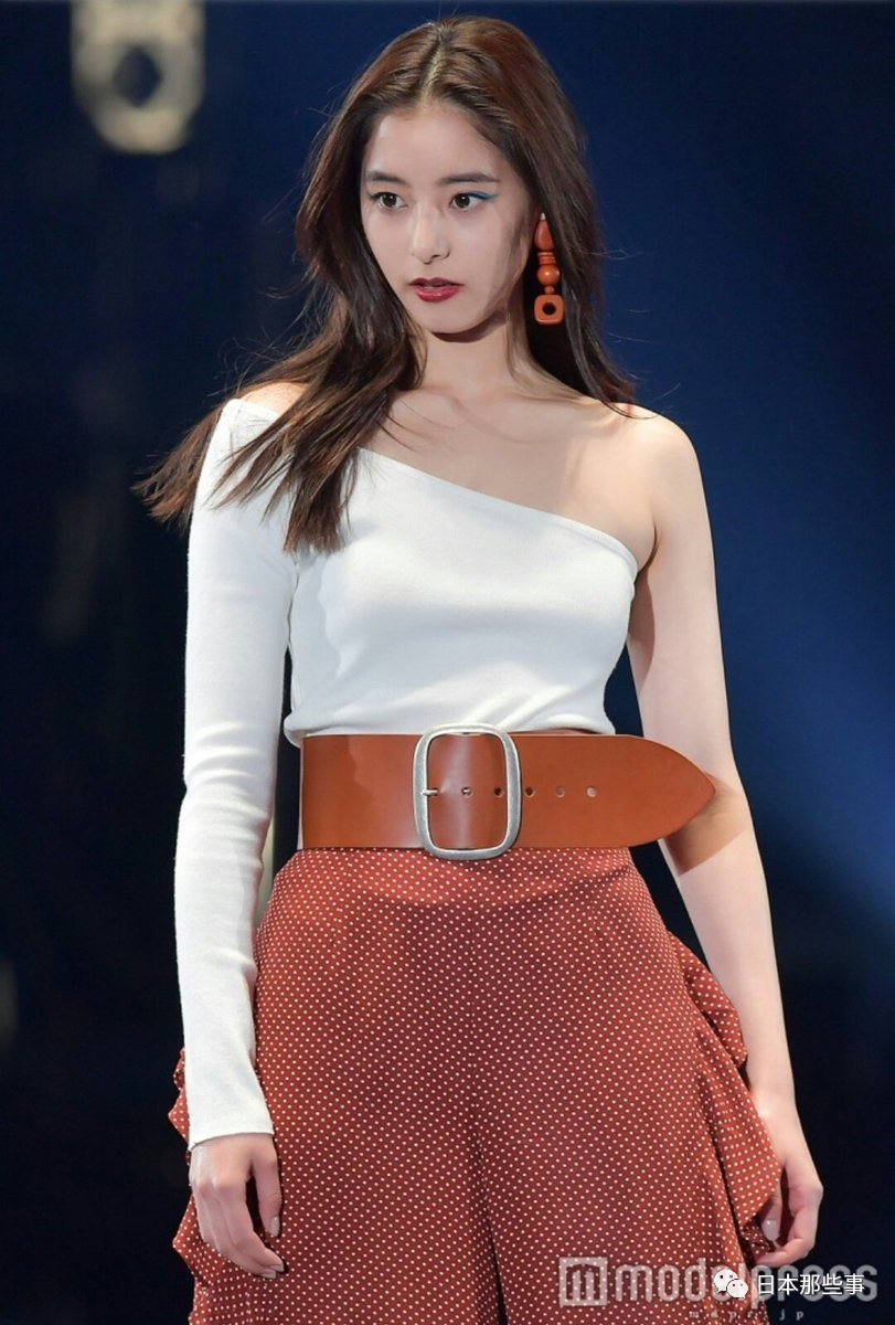 模特时代,每次tgc的登台走秀都让人眼前一亮,造型有的飒爽,有的女王范