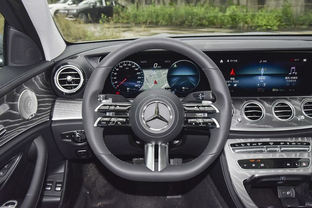 新能源家族再添一员抢先实拍奔驰e350el