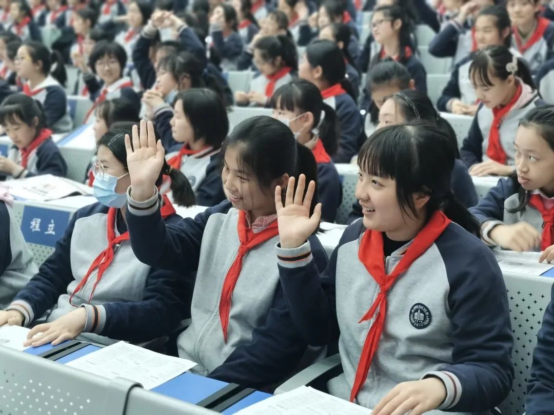 校园新闻扬子小记者护蕊行动走进金陵中学河西分校小学部