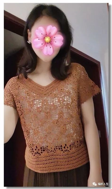 焦糖玛奇朵简洁清爽的云清焦糖色钩针小衫有编织图解