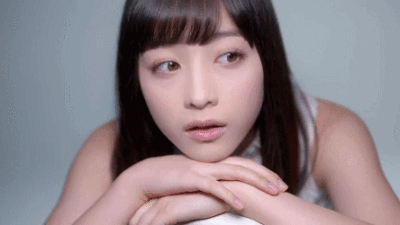 像桥本环奈一样,像本田仁美一样.