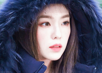 条件适宜,完全可以转型为成熟大美人(谁能想到冷艳女王裴珠泫才158呢)