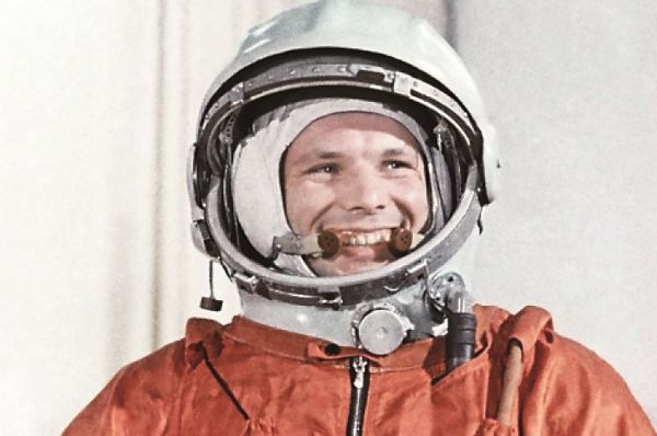 尤里·加加林成为进入太空的第一人(俄罗斯航天博物馆网站)