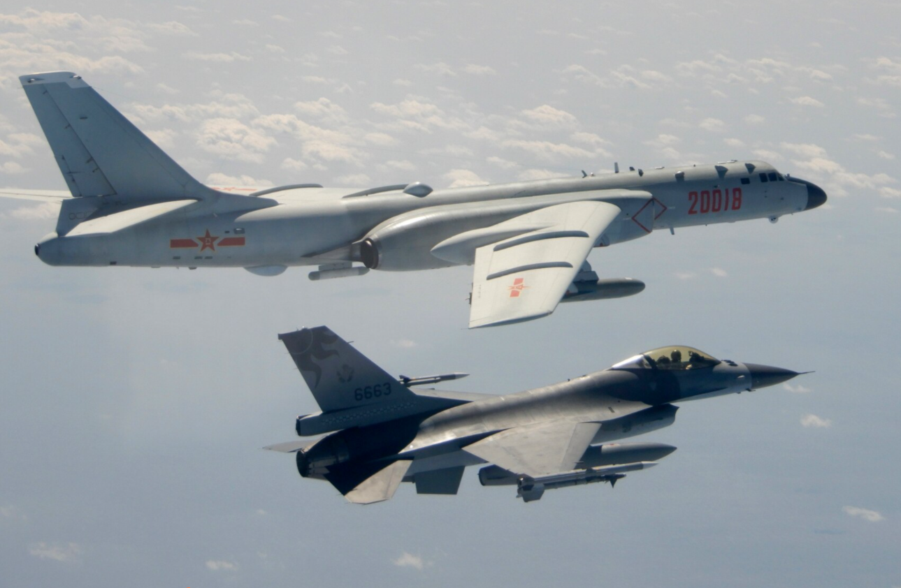 ̨܊�������У��C���F-16V���� �DԴ���罻ý�w
