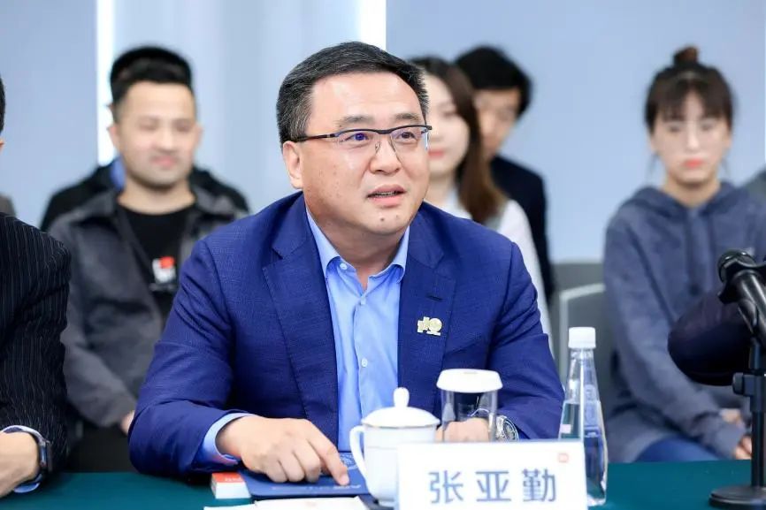 小米将在清华大学air设立人工智能创新研究基金