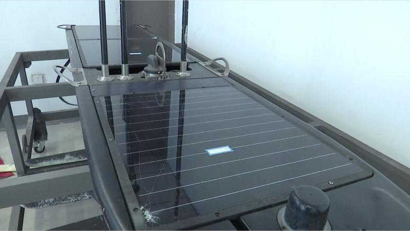 中国渔民捞获黑色奇怪物体，专家：境外间谍窃密装置休闲区蓝鸢梦想 - Www.slyday.coM