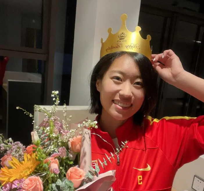 女足唐佳丽、乒乓奥运冠军丁宁都已被高校录取为研究生