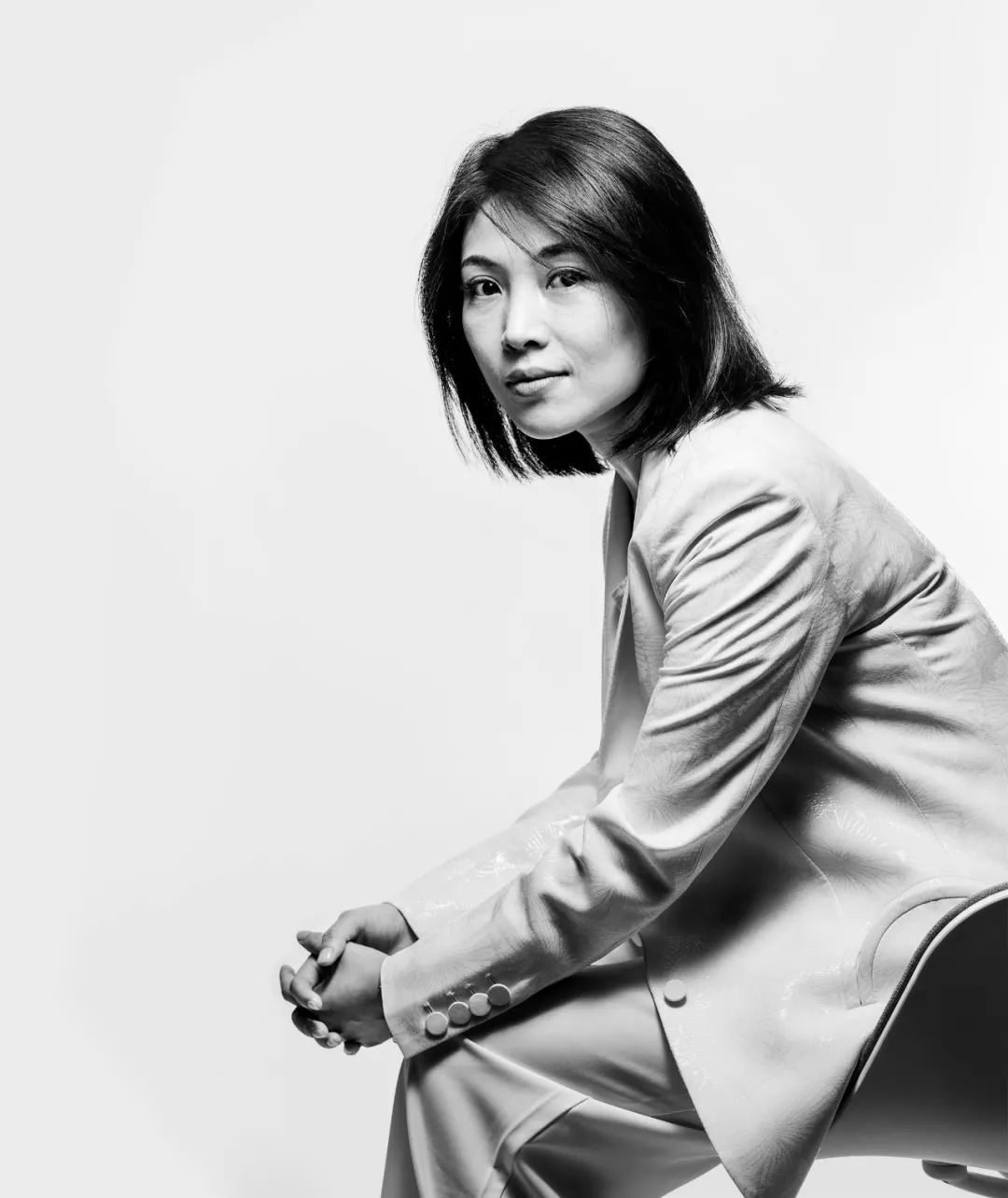 图片来源:stefen chow for forbes今年1月,39岁的汪莹旗下的电子烟