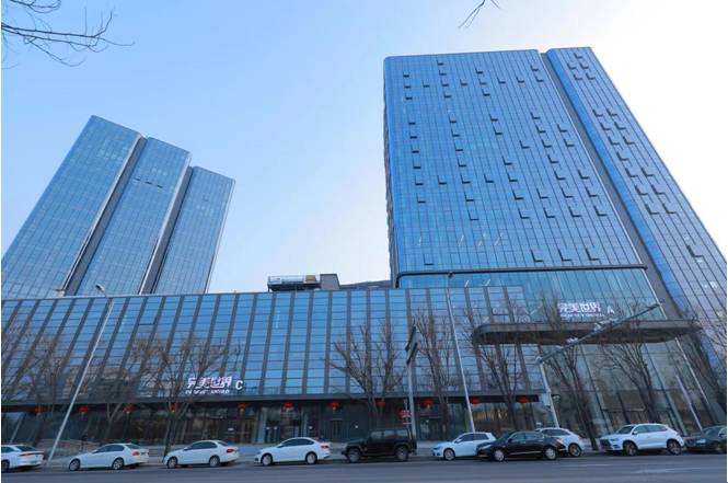 图为完美世界位于北京望京的新办公大厦