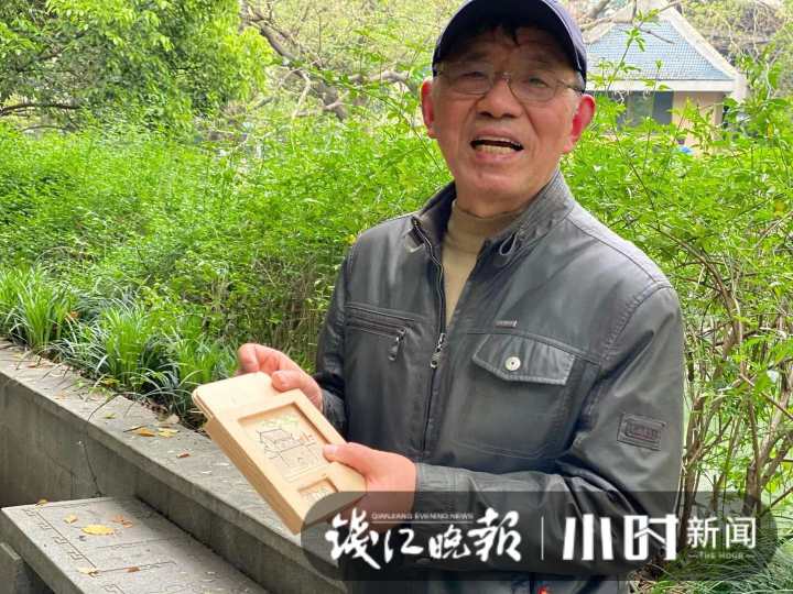 4月13日下午,杭州古新河边,老公交人庞培华的这段说词,吸引了好些路人