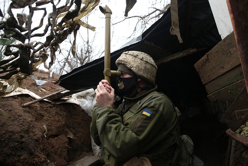 乌克兰与欧美多方互动频频，顿巴斯局势升温难止