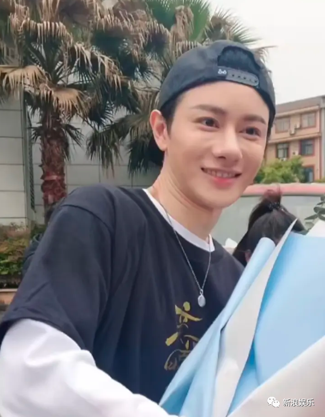 这鼻子,是经历了什么?|王宽_新浪新闻