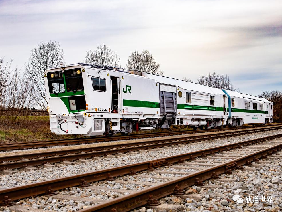 运维创新jr东日本下一代铁路综合维护工程车组投入运用