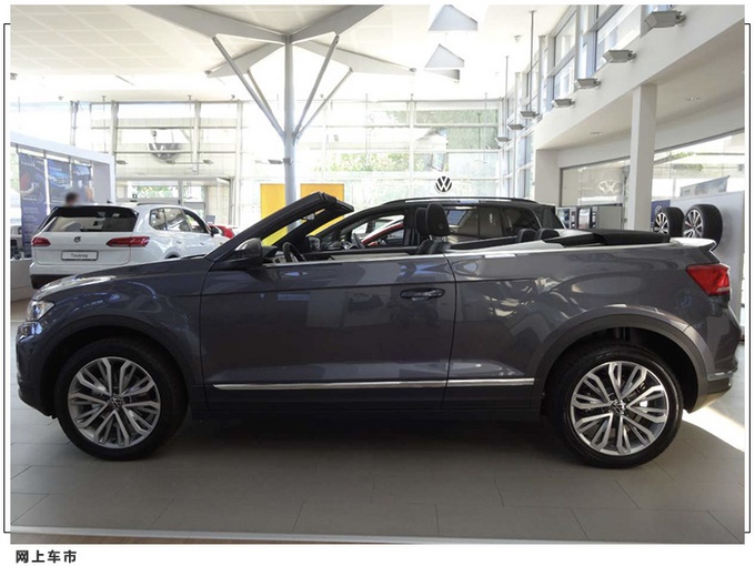 大众探歌敞篷版实拍搭15t引擎配无框车门黑色软顶