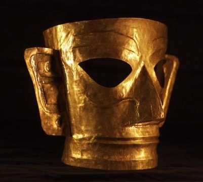 up主500克黄金还原三星堆黄金面具专家有才气但修的不对