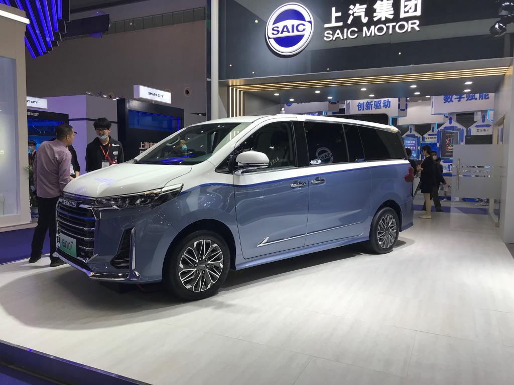 图为第八届中国（上海）国际技术进出口交易会现场的燃料电池汽车。 新华社记者方喆 摄