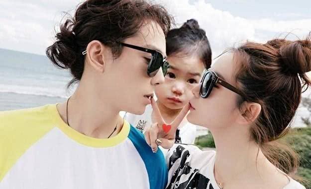 戚薇一家三口游迪士尼，力破婚变传闻，明明幸福的她为何总被质疑休闲区蓝鸢梦想 - Www.slyday.coM