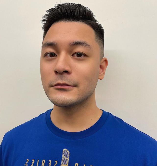 男人过了35岁少留幼稚的发型建议剪4种清爽造型轻熟又帅气