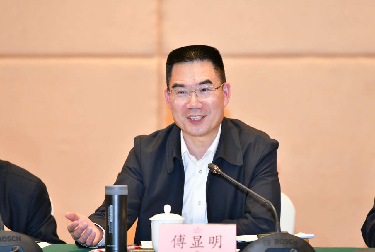 "金华市副市长,东阳市委书记傅显明在座谈会上说,东阳和义乌水同源,山