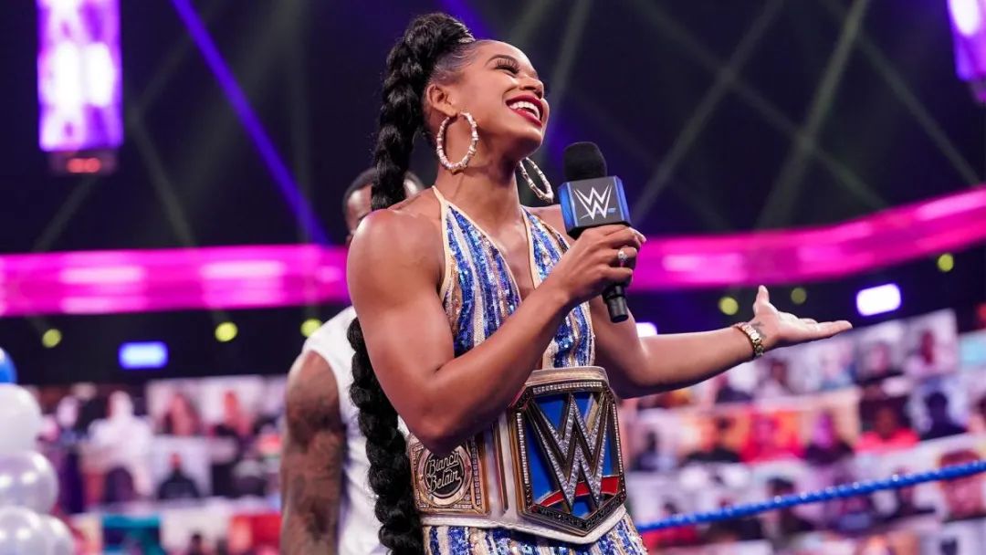 smackdown | 罗门迎来新挑战者 赛斯罗林斯介入搅局