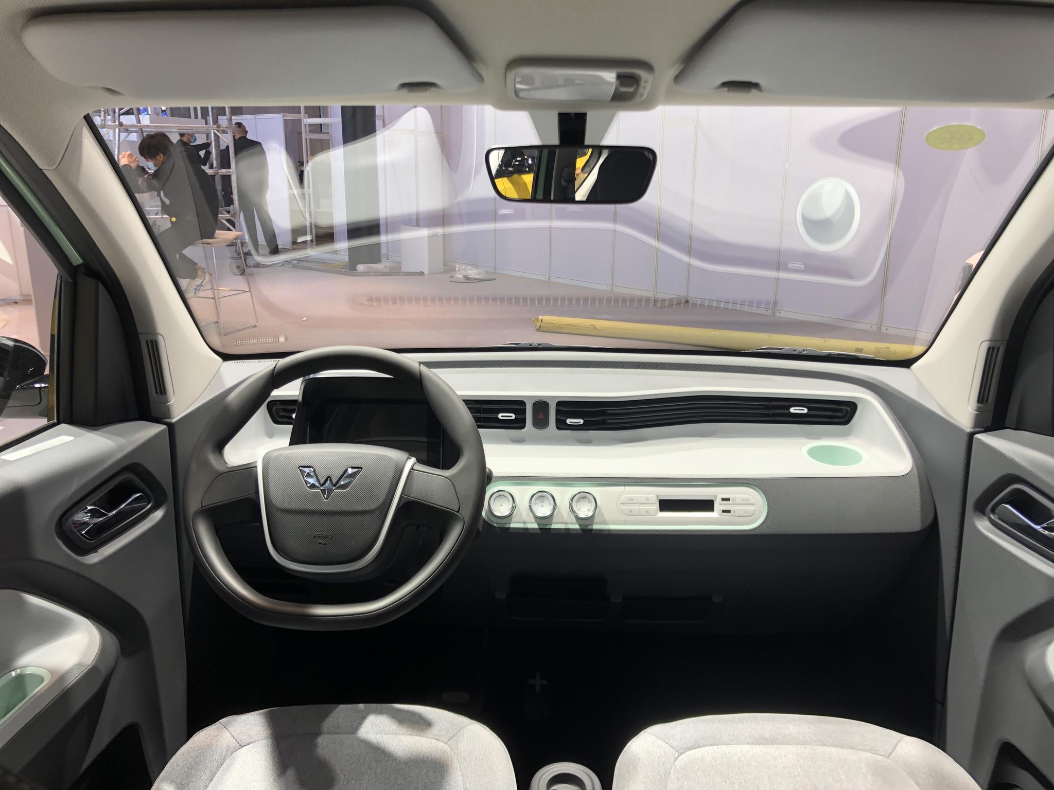 2021上海车展探馆五菱宏光miniev马卡龙