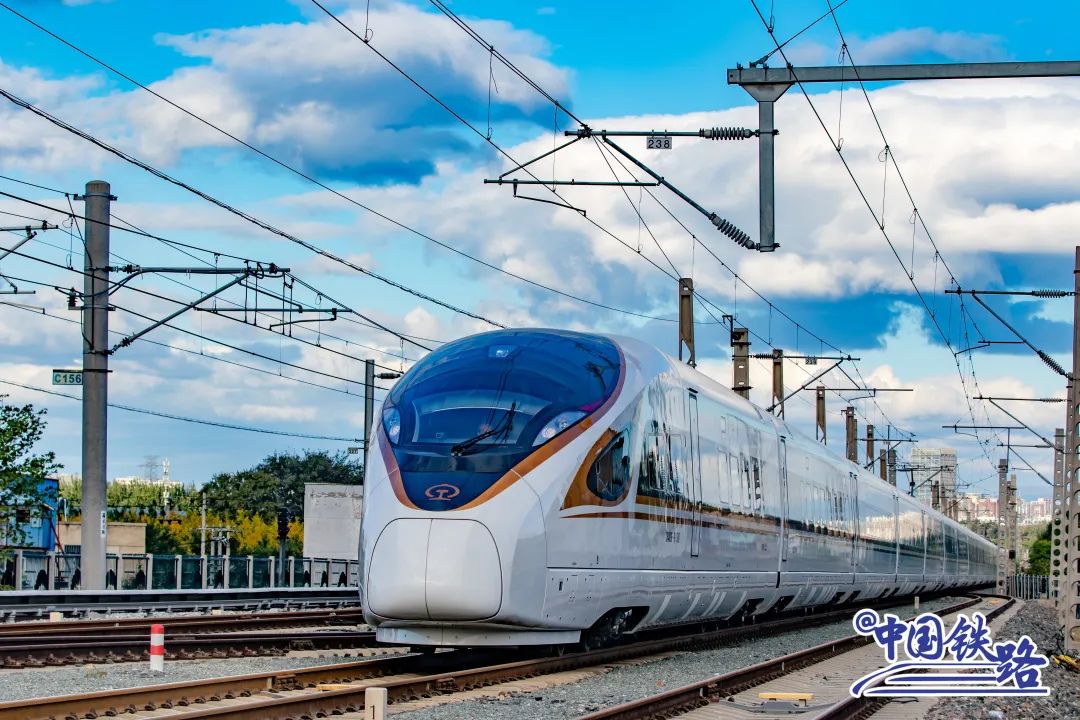 投入高铁运营cr400bf-g,cr200jcr400bf-a,cr400bf-bcr400af-a,cr400af