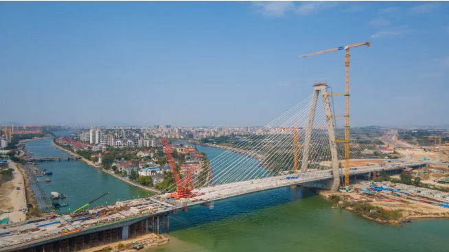 中津大桥实景图这一片区依托东海岸新城,亚青会主场馆重要交通通道