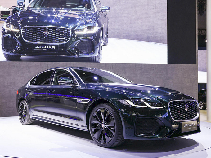 捷豹全新xfl正式亮相搭20t引擎内饰换装全新大屏两种造型