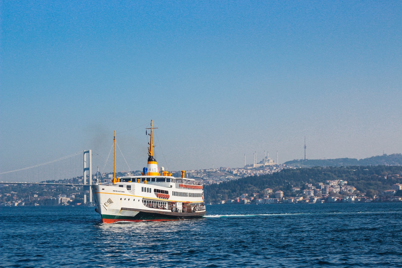 爱尔兰卡车货运受英国脱欧影响,刺激欧洲港口航运需求