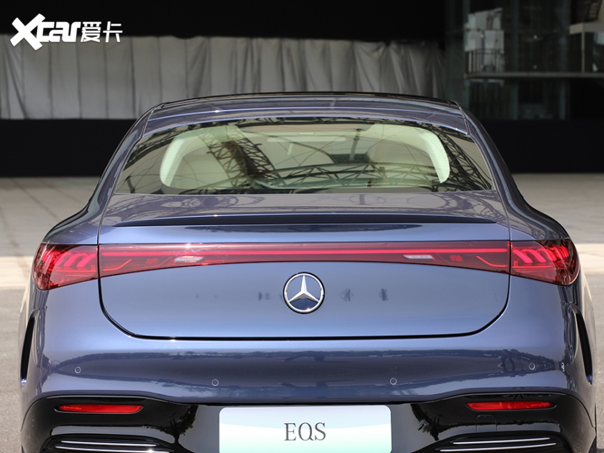 上海车展奔驰eq家族旗舰eqs公开亮相