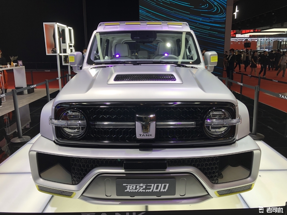 2021上海车展:坦克300超境汽车改装版(赛博朋克)亮相-新浪汽车