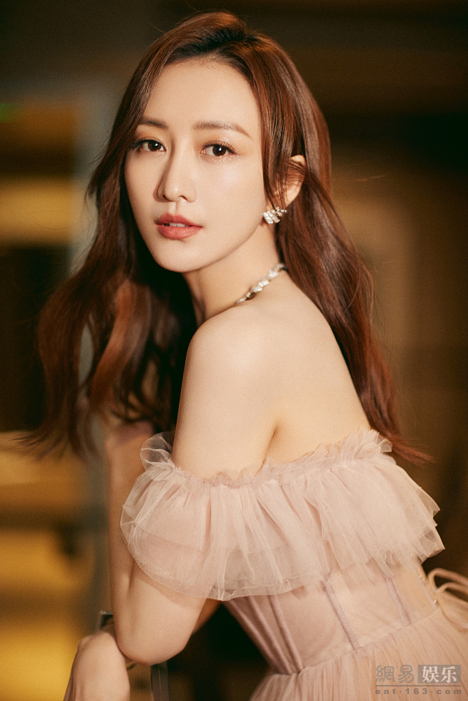 两代浪姐王鸥与王霏霏合影在线征集新表情