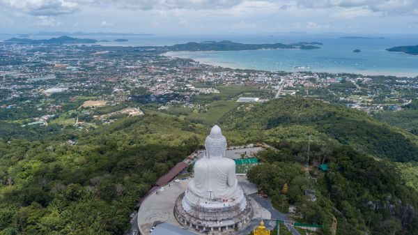 这是2020年9月14日拍摄的泰国普吉岛风光（无人机照片）。新华社