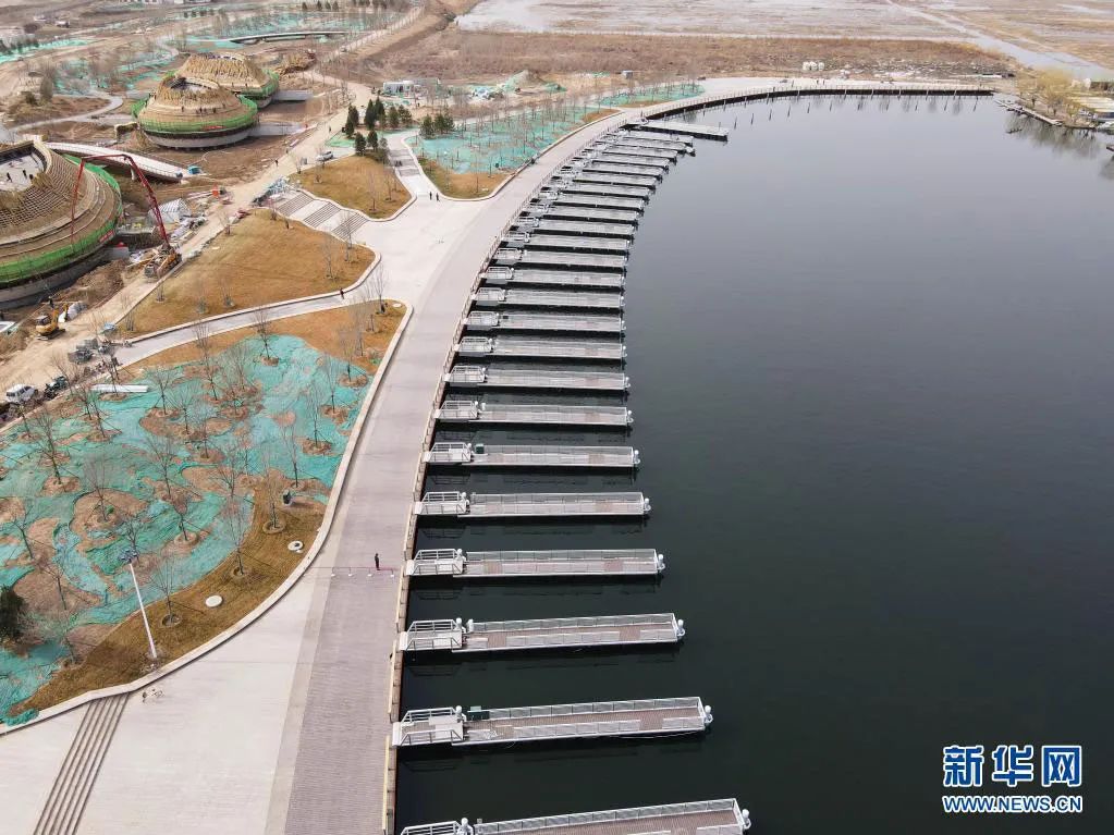 看这座“未来之城”！大规模建设全面提速，来跟记者一起走进“4岁”的雄安新区休闲区蓝鸢梦想 - Www.slyday.coM