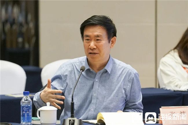 张炜新作《爱的川流不息》在京首发 小猫融融唤回作者"爱力"