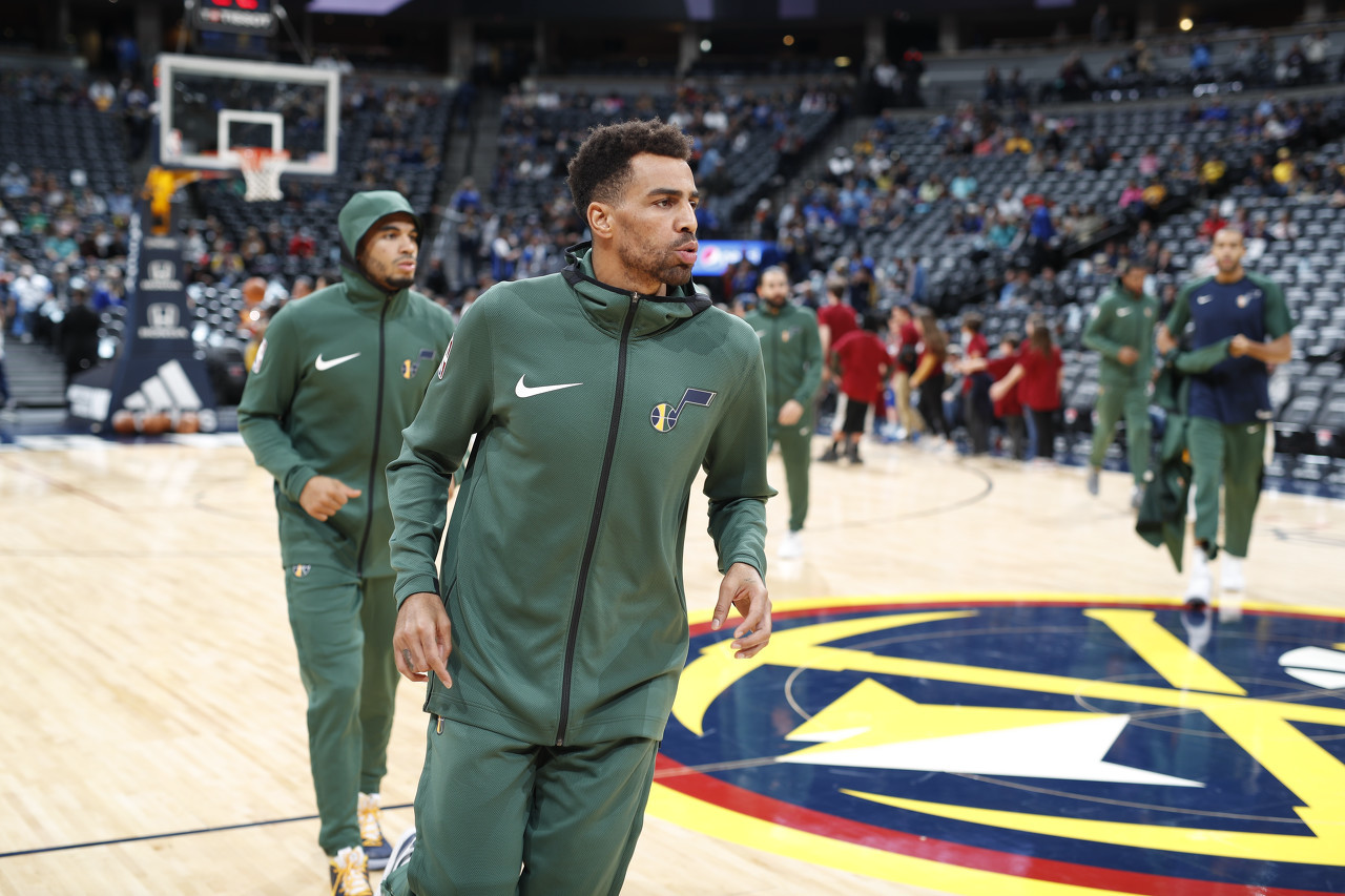 美记:塞弗罗萨宣布退役 此前曾随雷霆打进过nba总决赛