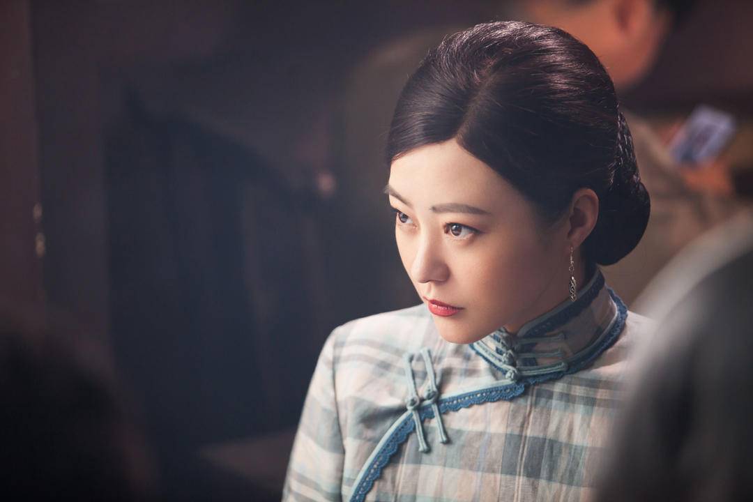 42岁郝蕾演少女直言不讳称有时像在演富大龙的妈