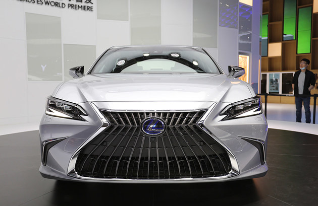 2021上海车展雷克萨斯es中期改款首发